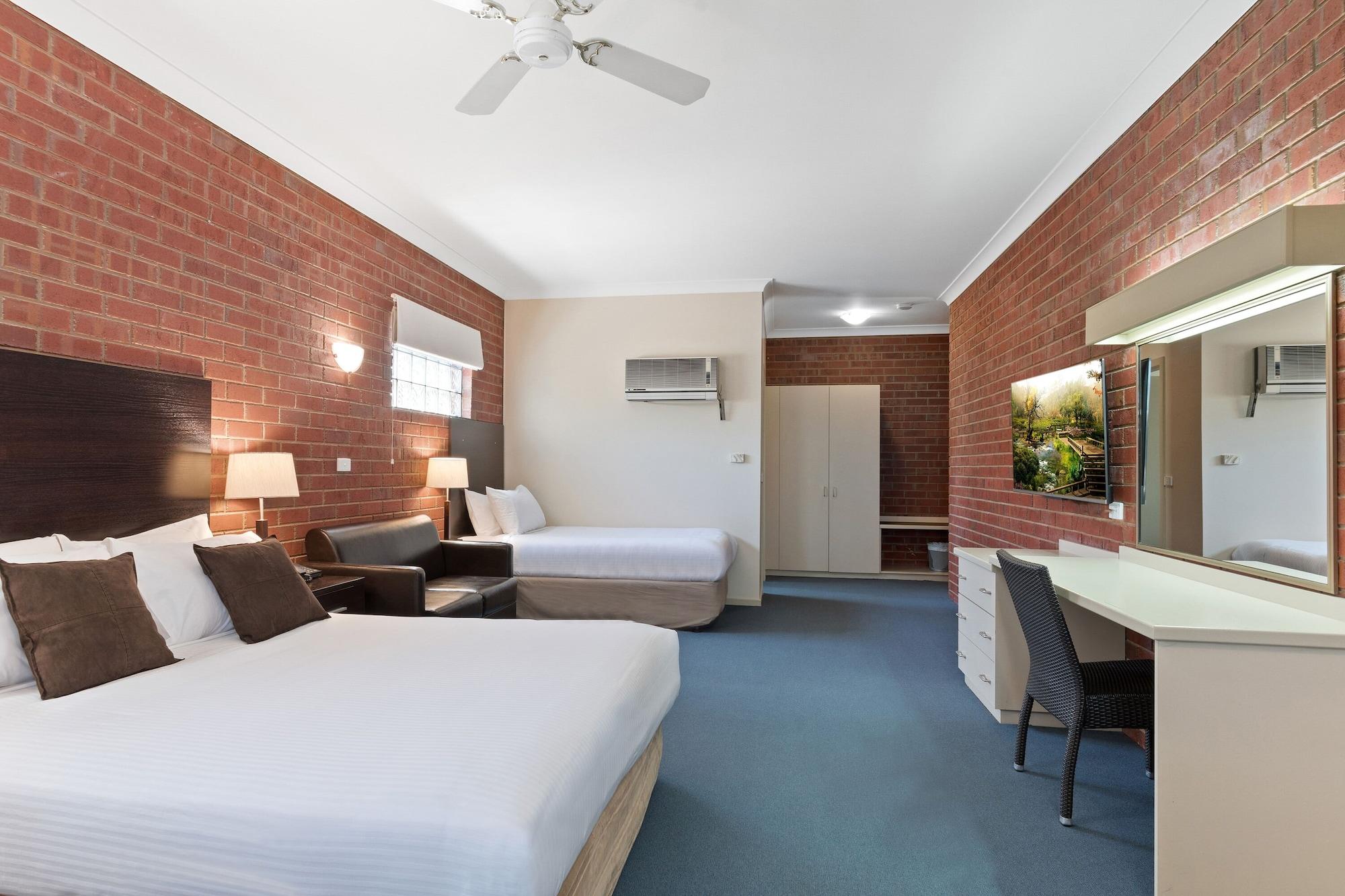 Burke And Wills Motor Inn Swan Hill Buitenkant foto