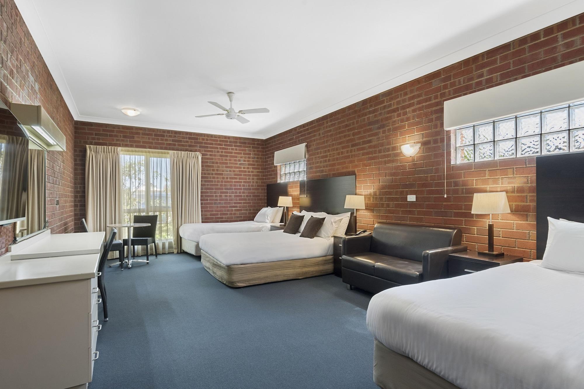 Burke And Wills Motor Inn Swan Hill Buitenkant foto