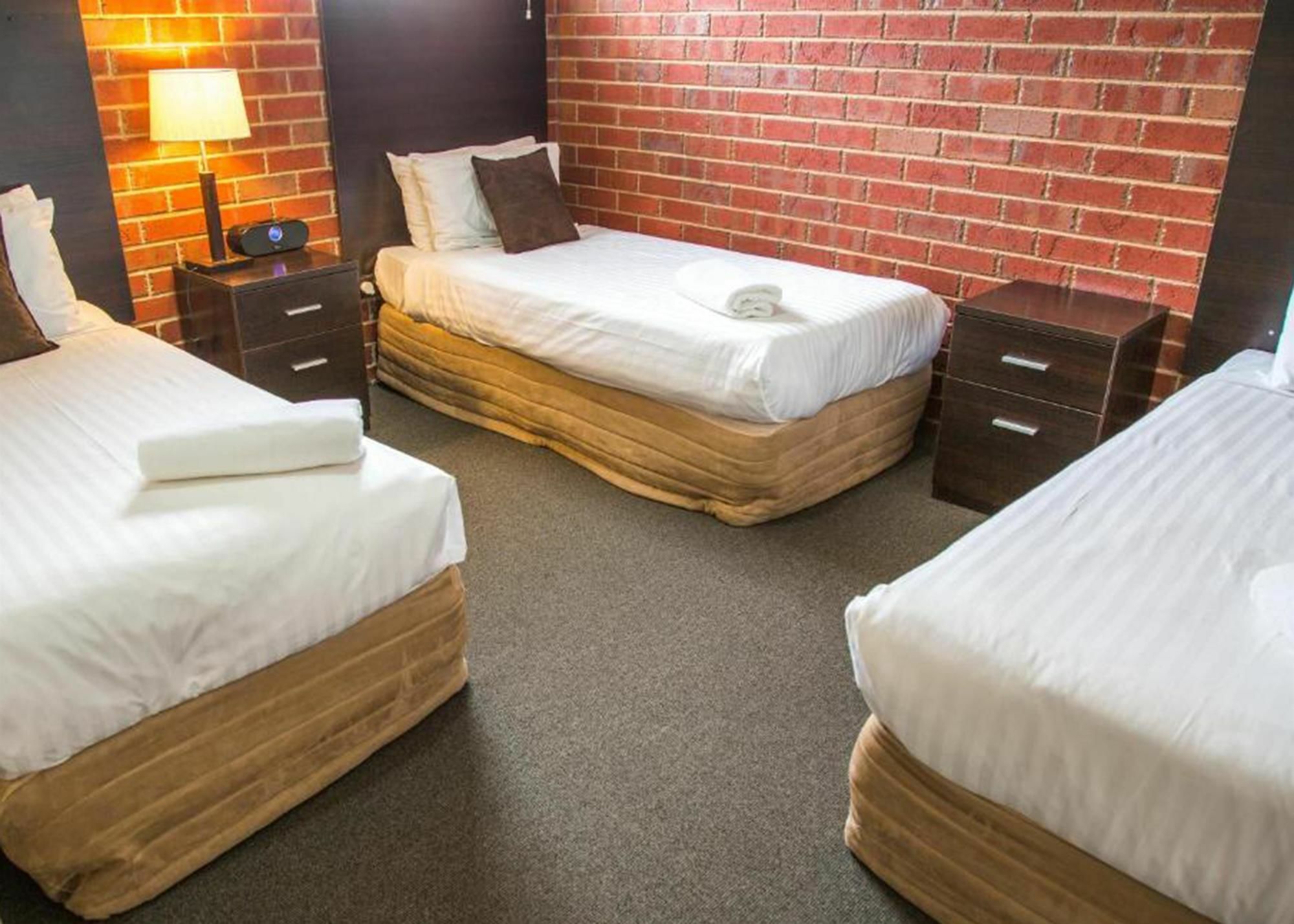 Burke And Wills Motor Inn Swan Hill Buitenkant foto